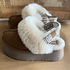 UGG FUNKETTE
